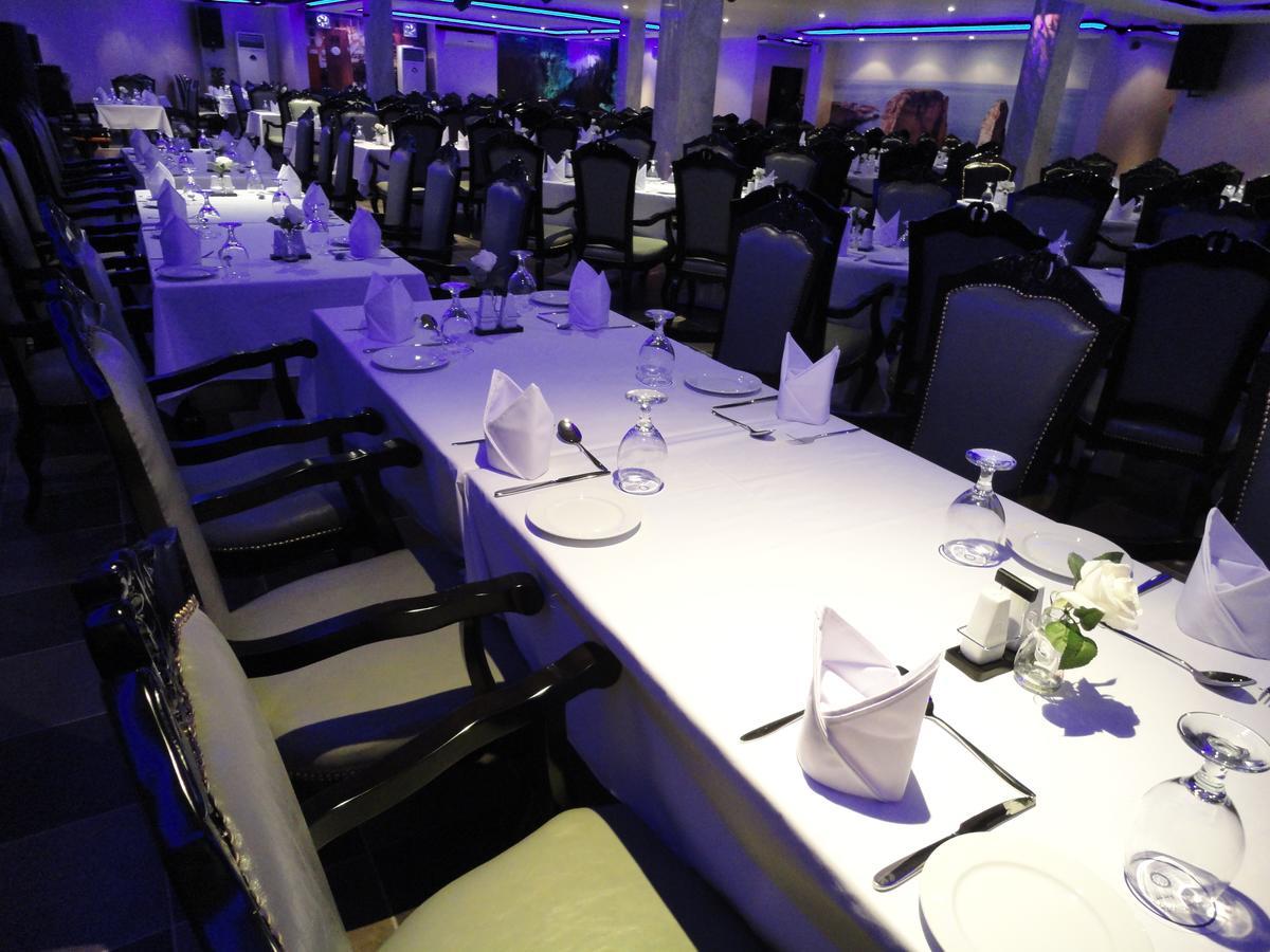 Al Andalus Plaza Hotel Manama Zewnętrze zdjęcie